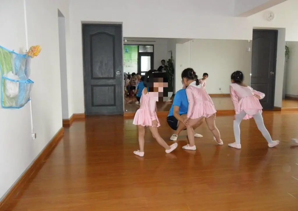 如何调整篮球比赛中的节奏以应对不同对手_1